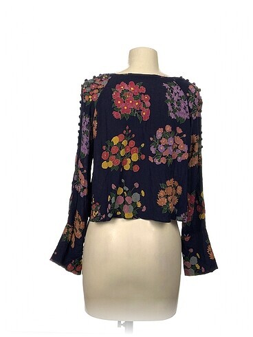 m Beden Zara Bluz %70 İndirimli.