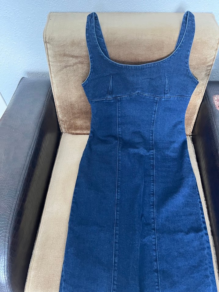 Yırtmaçlı kot elbise - Görsel 2