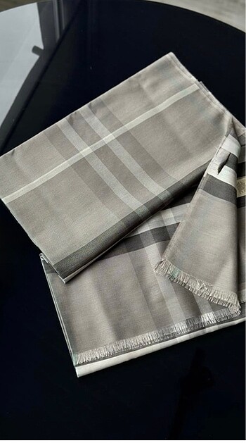 Burberry Şal