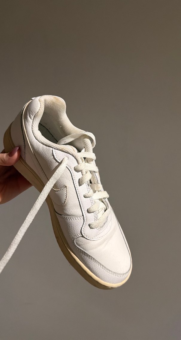 Beyaz Bağcıklı Spor Ayakkabı - Görsel 2