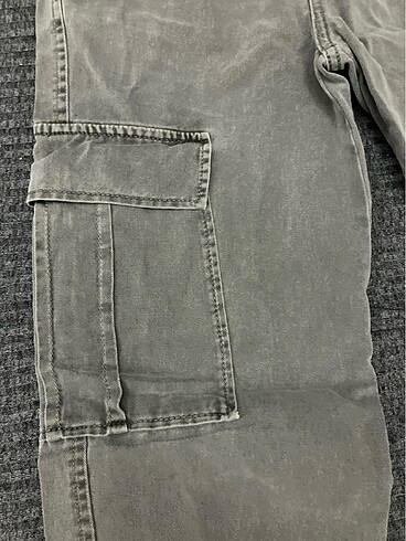 32 Beden Stradivarius Kargo Pantolon