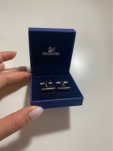 Swarovski kol düğmesi