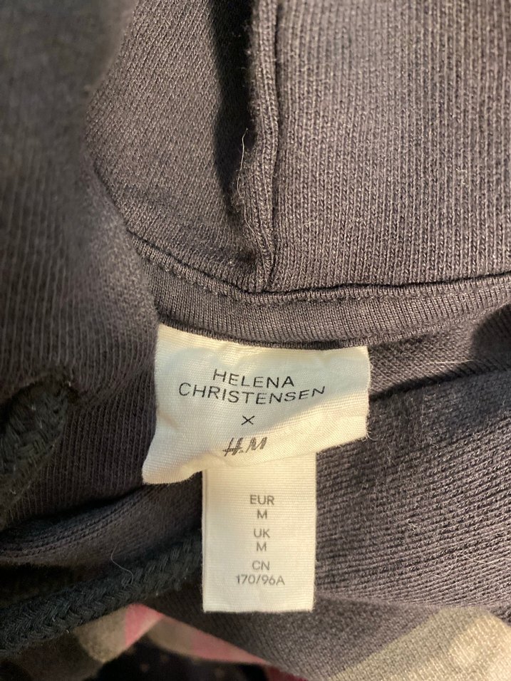 Kapüşonlu Siyah Baskılı Kadın Sweatshirt - Görsel 5