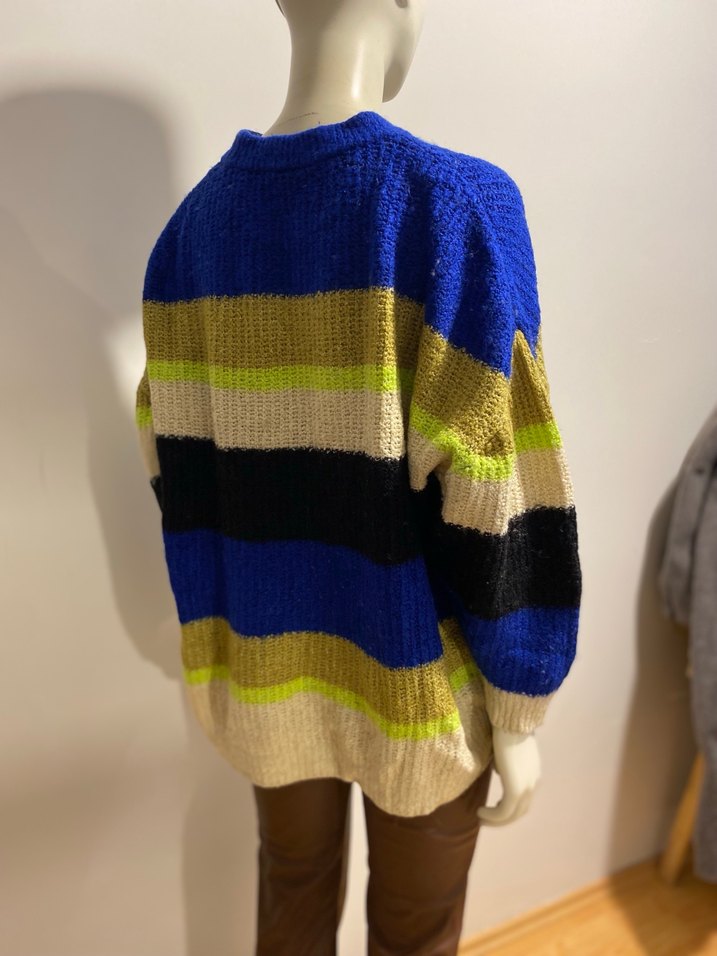 Çizgili Çok Renkli Örgü Kadın Kazak - Görsel 3