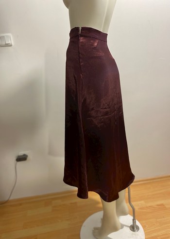 Bordo Uzun Saten Etek - Görsel 3