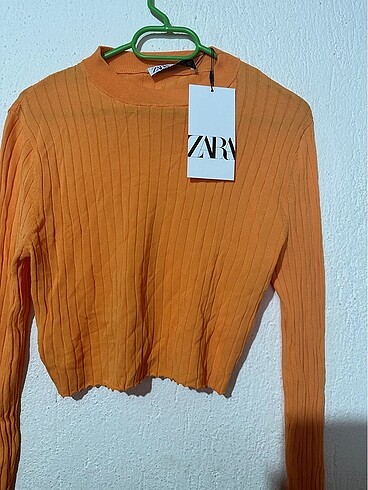 Zara crop