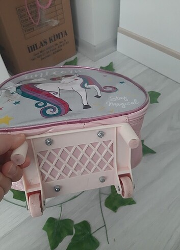 Çekçekli çanta - Görsel 3