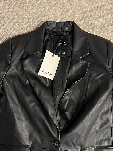 m Beden Pull and bear deri ceket