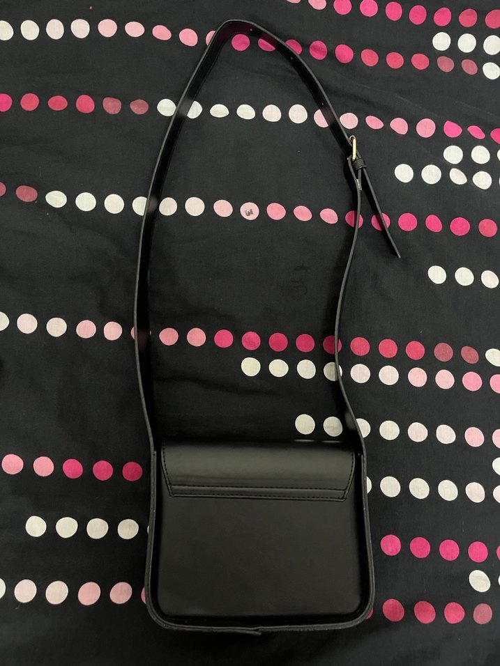 Siyah Deri Tokalı Kadın Çanta - Görsel 2