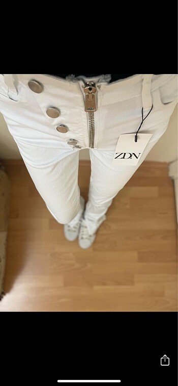Lol model beyaz jeans