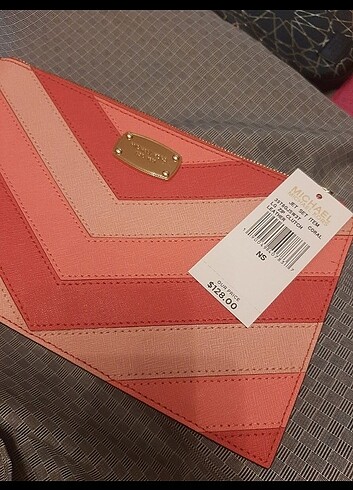 Michael Kors Clutch