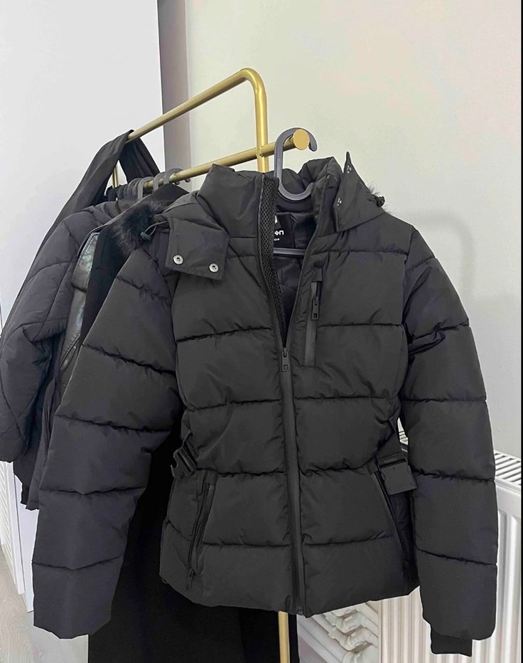 Kadın Siyah Kürklü Kemerli Kayak Montu - Görsel 4