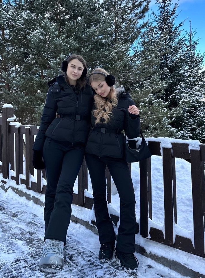 Kadın Siyah Kürklü Kemerli Kayak Montu - Görsel 2