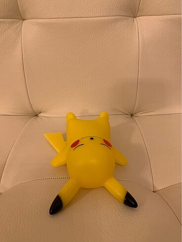  Beden Renk Pikachu Gece Lambası ve Figür - Pokemon