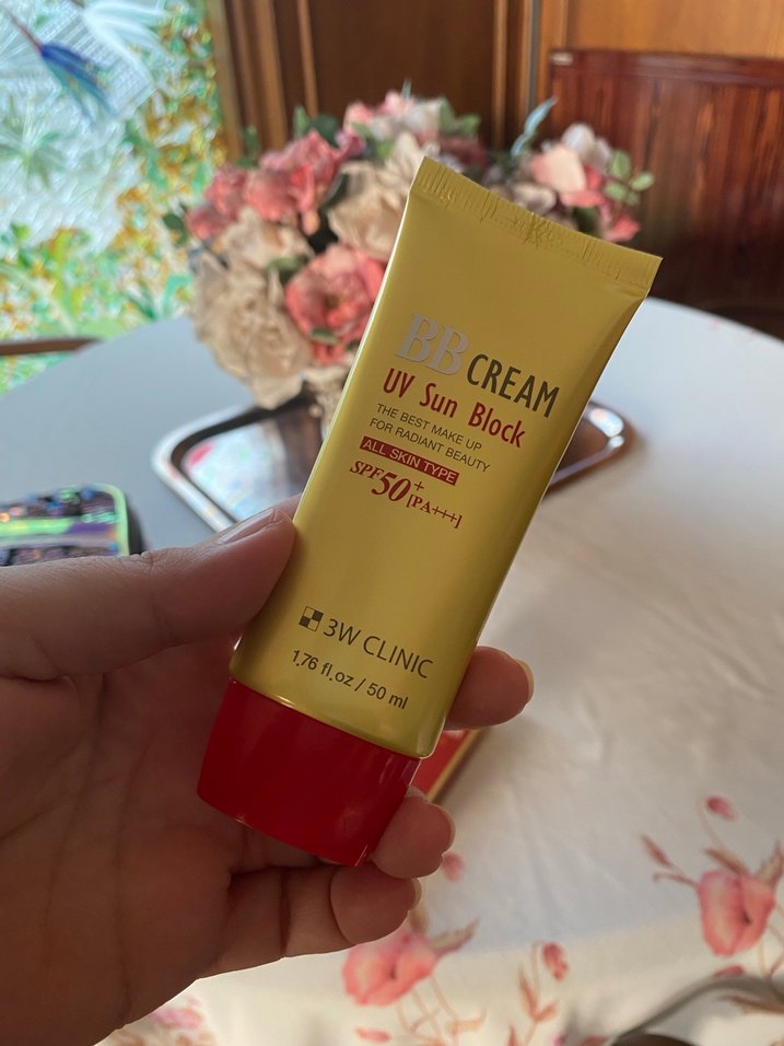 3W Clinic UV Sun Block BB Cream SPF50 - Görsel 3