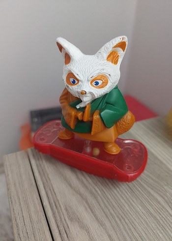 Beden Renk Renkli Beyaz Aksiyon Figürü
