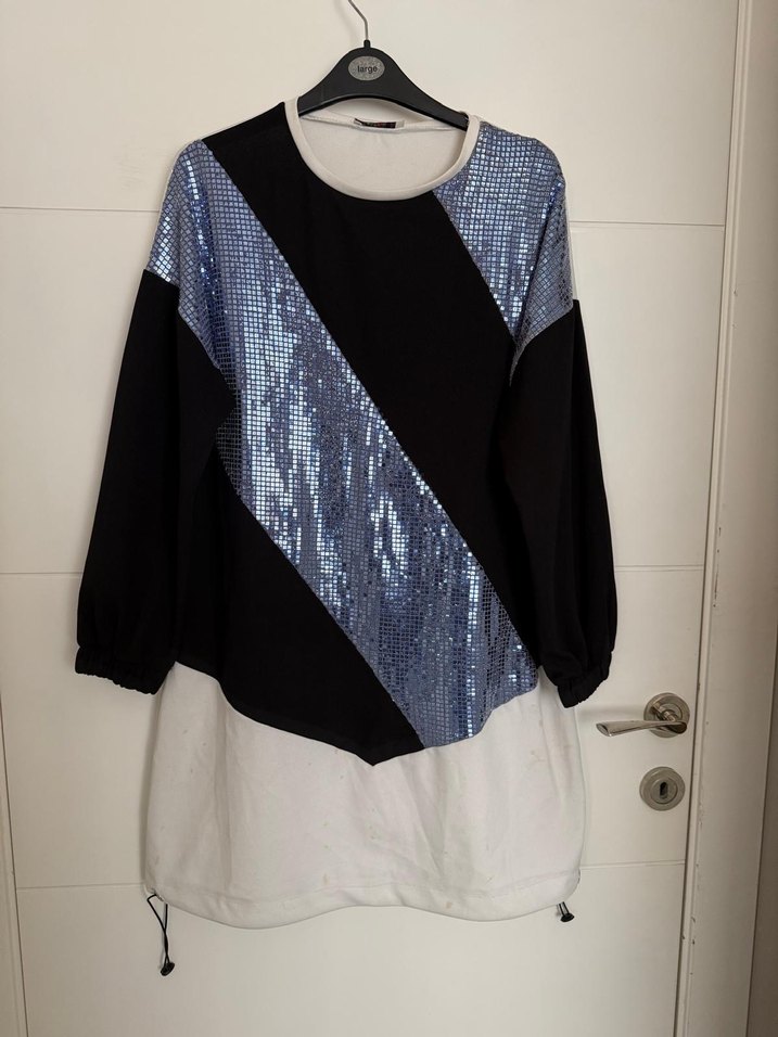 Uzun Kollu Mavi Payetli Kadın Bluz - Görsel 3