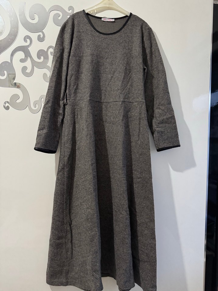 Gri Uzun Keten Elbise - Görsel 4