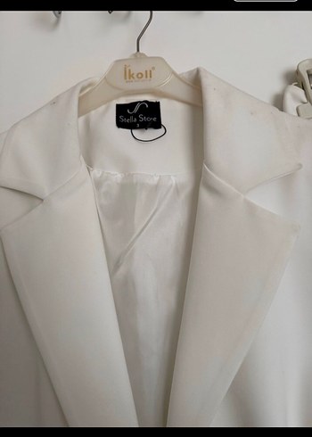 Beyaz Kemerli Kadın Blazer Takım - Görsel 3