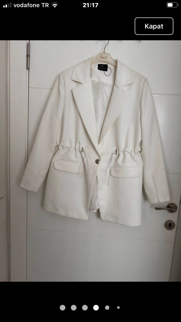 Beyaz Kemerli Kadın Blazer Takım - Görsel 4