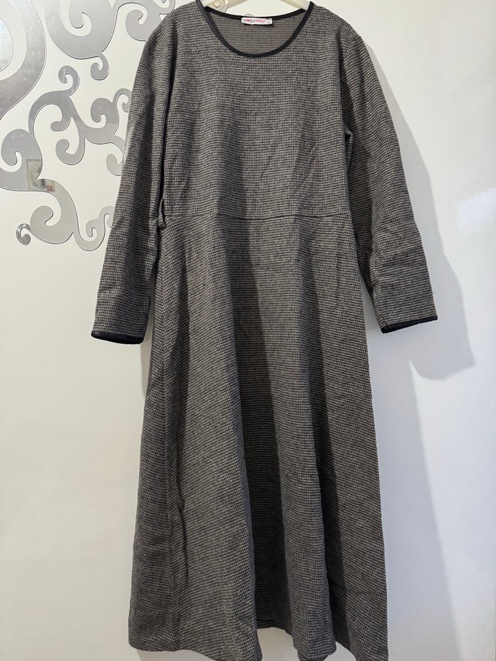 Gri Uzun Keten Kadın Elbise - Görsel 3