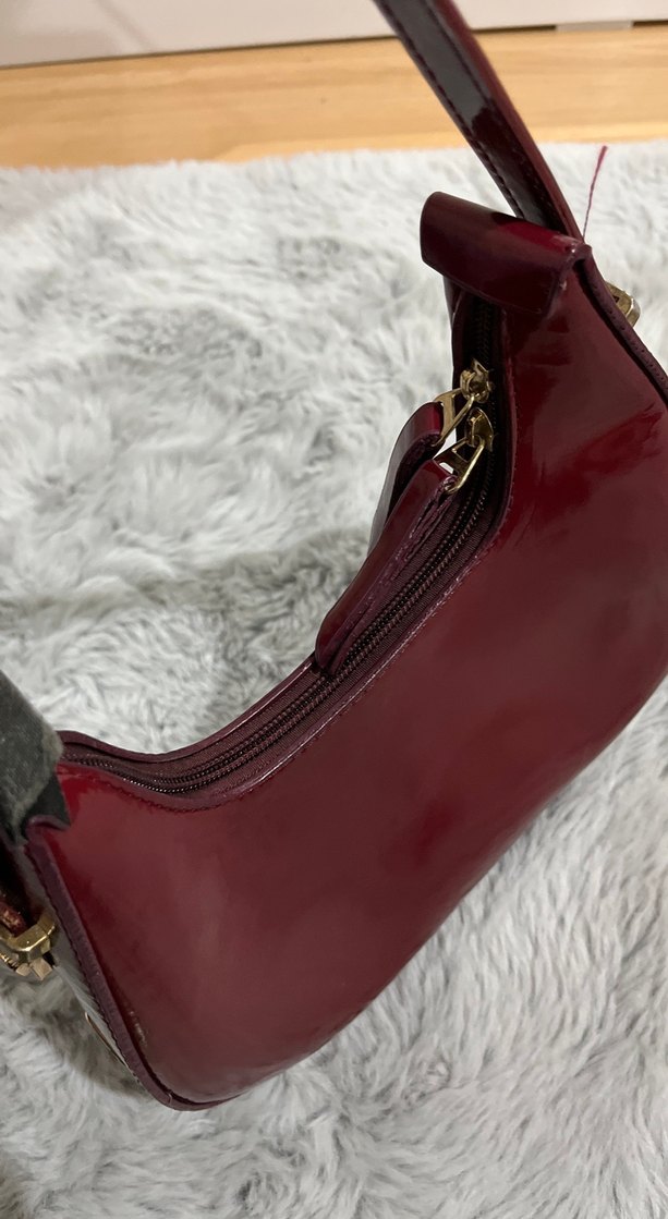 Parlak Bordo Kadın Deri Omuz Çantası - Görsel 4