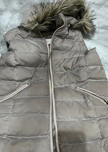 Gri Uzun Kürklü Kadın Şişme Yelek - Görsel 4