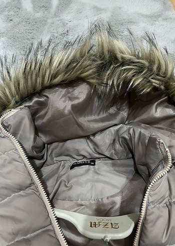 Gri Uzun Kürklü Kadın Şişme Yelek - Görsel 3