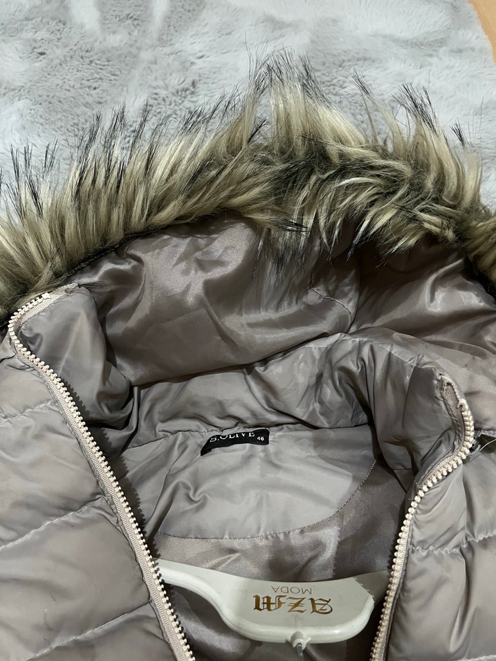 Gri Uzun Kürklü Kadın Şişme Yelek - Görsel 3