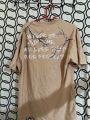 Diğer Yıldırım Desenli T-Shirt