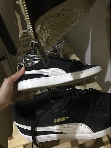 38 Beden siyah Renk Puma smash V2 buck unisex spor ayakkabı