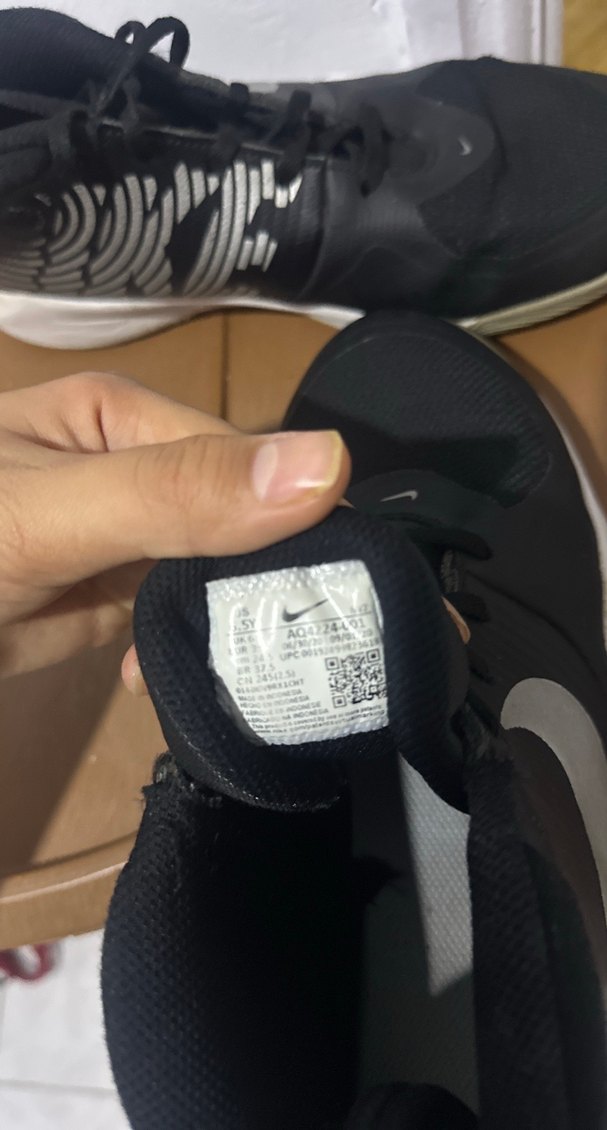 Siyah Bağcıklı Spor Ayakkabı - Görsel 3