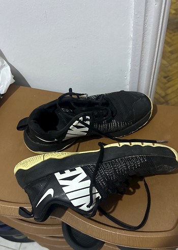 Nike Siyah Basketbol Ayakkabısı Velcro Detaylı - Görsel 2