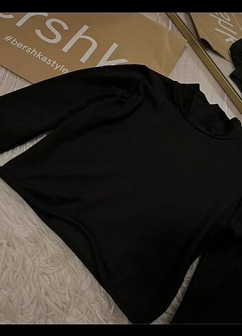 Bershka bluz 
