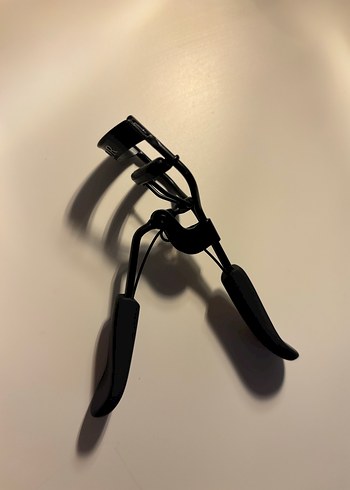 Dior Backstage Siyah Kirpik Kıvırıcı - Görsel 2