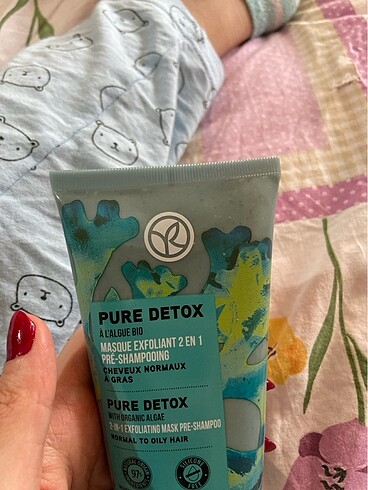 Beden Yağlı saçlar için peeling maske