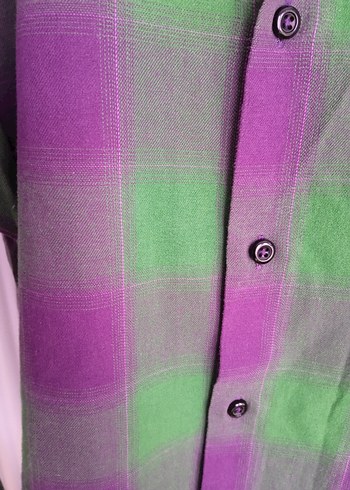 Erkek Mor-Yeşil Batik Desenli Düğmeli Gömlek - Görsel 2