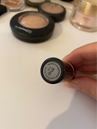  Beden Mac diva
