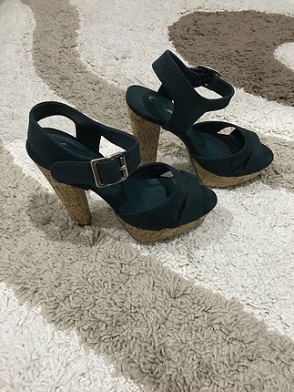 Bambi Topuklu ayakkabı