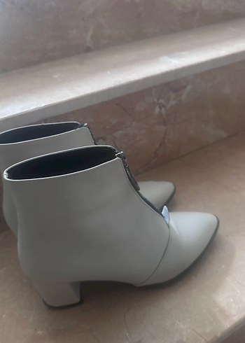 Bej Süet Kadın Bot  Fermuarlı - Görsel 3