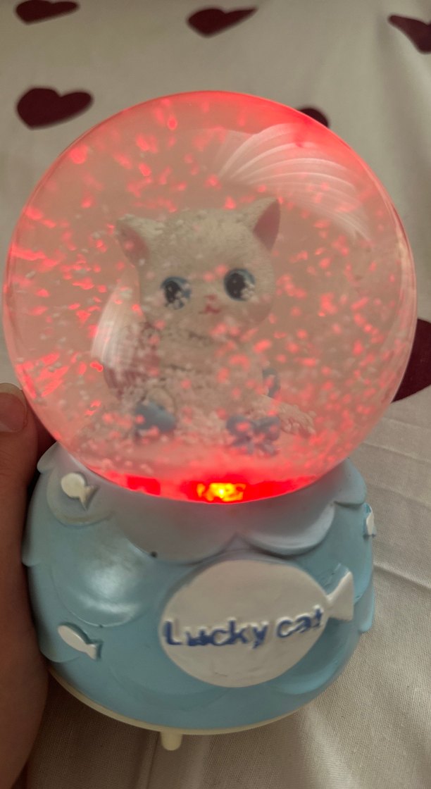 Beyaz Kedi Figürlü Kar Küresi - Görsel 5