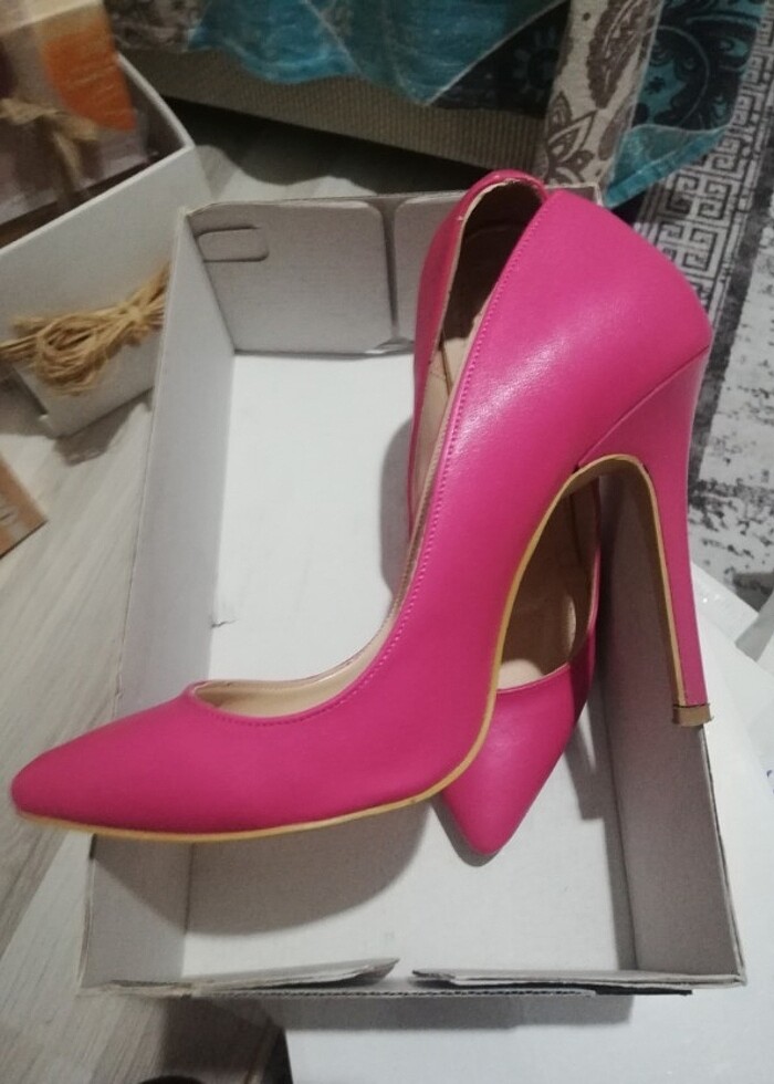 Stiletto  - Görsel 2