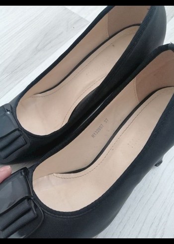 Siyah Tokalı Stiletto Topuklu Kadın Ayakkabı - Görsel 2