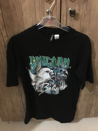 Unicorn tişört 