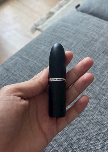 MAC Siyah Ruj