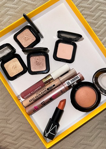  Beden Summer Makeup Kit 