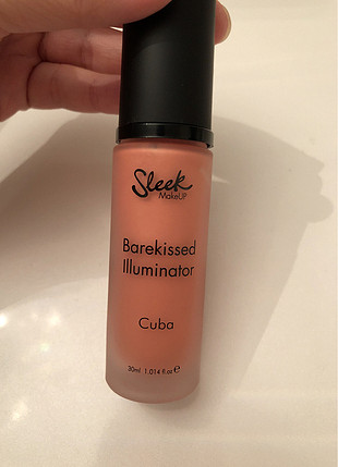 Sleek cuba likit allık aydınlatıcı
