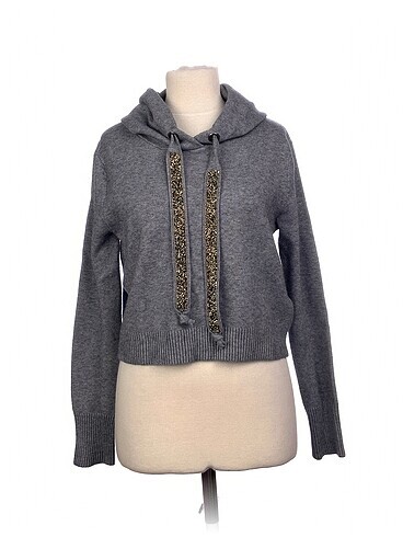 Zara Sweatshirt %70 İndirimli.