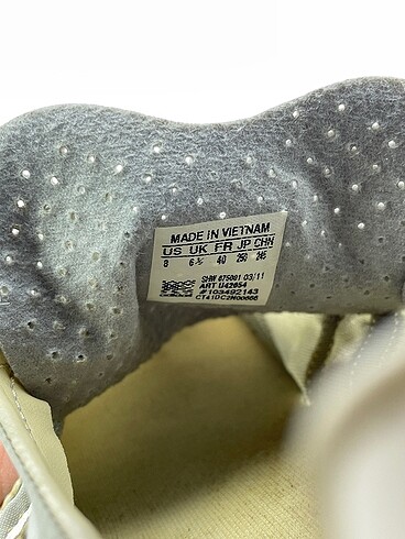 40 Beden çeşitli Renk Adidas Spor Ayakkabı %70 İndirimli.