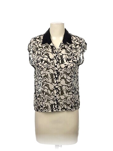 Bershka Bluz %70 İndirimli.